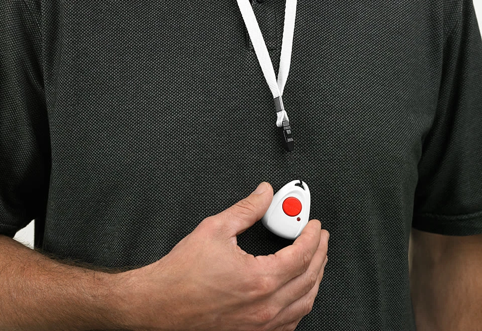 Budget ❤️ First Alert Big Button Phone With Safety Pendant by Spectra Merchandising International, Inc. ⭐ 2 Budget ❤️ First Alert Big Button Phone With Safety Pendant by Spectra Merchandising International, Inc. ⭐ - Image 2