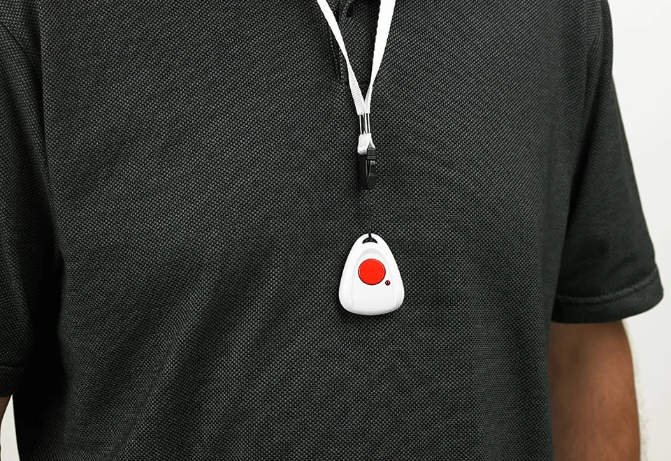 Budget ❤️ First Alert Big Button Phone With Safety Pendant by Spectra Merchandising International, Inc. ⭐ 3 Budget ❤️ First Alert Big Button Phone With Safety Pendant by Spectra Merchandising International, Inc. ⭐ - Image 3