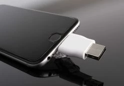 Cheap ✨ Lightning Flash Drive for iPhones and iPads by DI - Dongguan Kechenda Electronic Technology Co., Ltd ❤️ -Cheap Home Store 207182 z5
