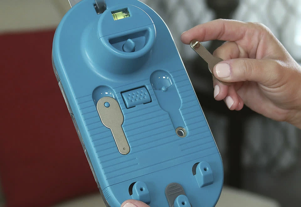 Outlet ❤️ Easiest Picture Hanging and Leveling Tool by AACraft Inc. ⭐ 12 Outlet ❤️ Easiest Picture Hanging and Leveling Tool by AACraft Inc. ⭐ - Image 12