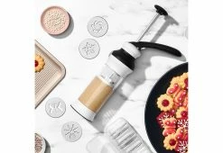 Brand new 😉 Rapid Cookie Press Set by OXO International ❤️