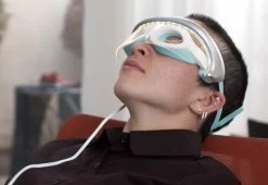 Brand new ✔️ 3-in-1 LED Eye Therapy by GlasSkin Company 😀